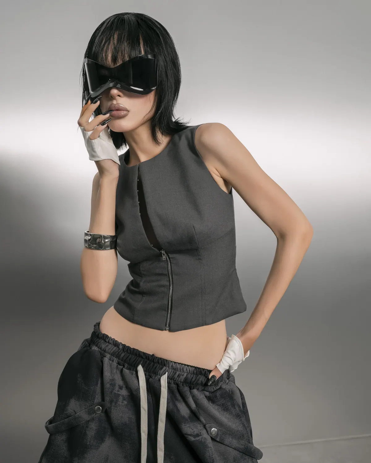 Vector — Zip Rib Tank, view 4